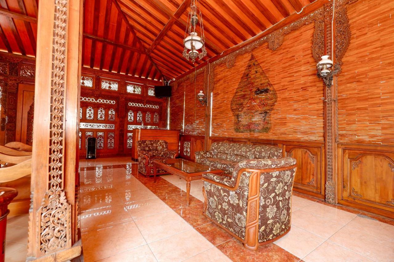 Oyo 2327 Pagsis Village Klaten Dış mekan fotoğraf